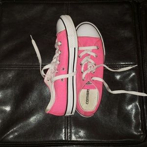 Girls sneakers